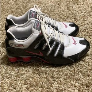 Nike shox shoes